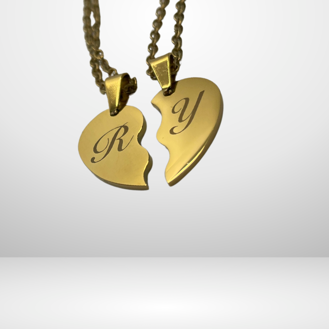 Colliers Demi Coeur OR / OR ROSE / ARGENT finition , en acier Inoxydable