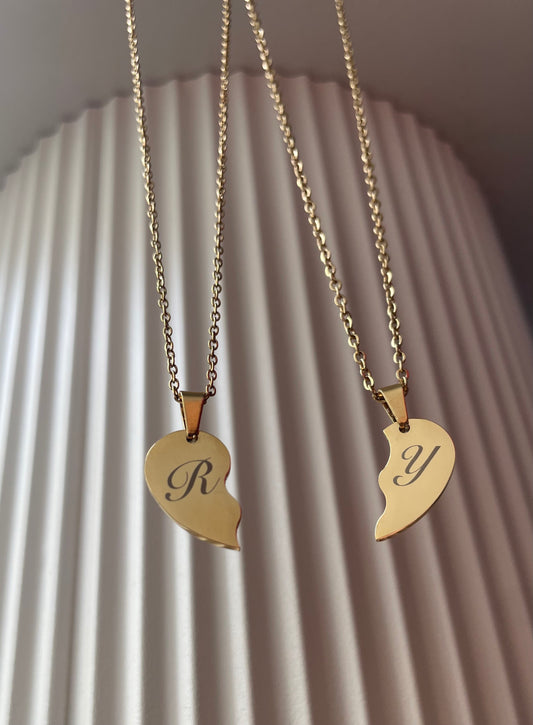 Colliers Demi Coeur OR / OR ROSE / ARGENT finition , en acier Inoxydable